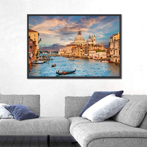 Traditional Gondola In Grand Canal Canvas Wall Art-1 Piece-Floating Frame-24" x 16"-Tiaracle