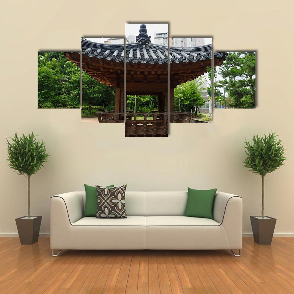 Traditional Resting Building In Korea Canvas Wall Art-5 Star-Gallery Wrap-62" x 32"-Tiaracle