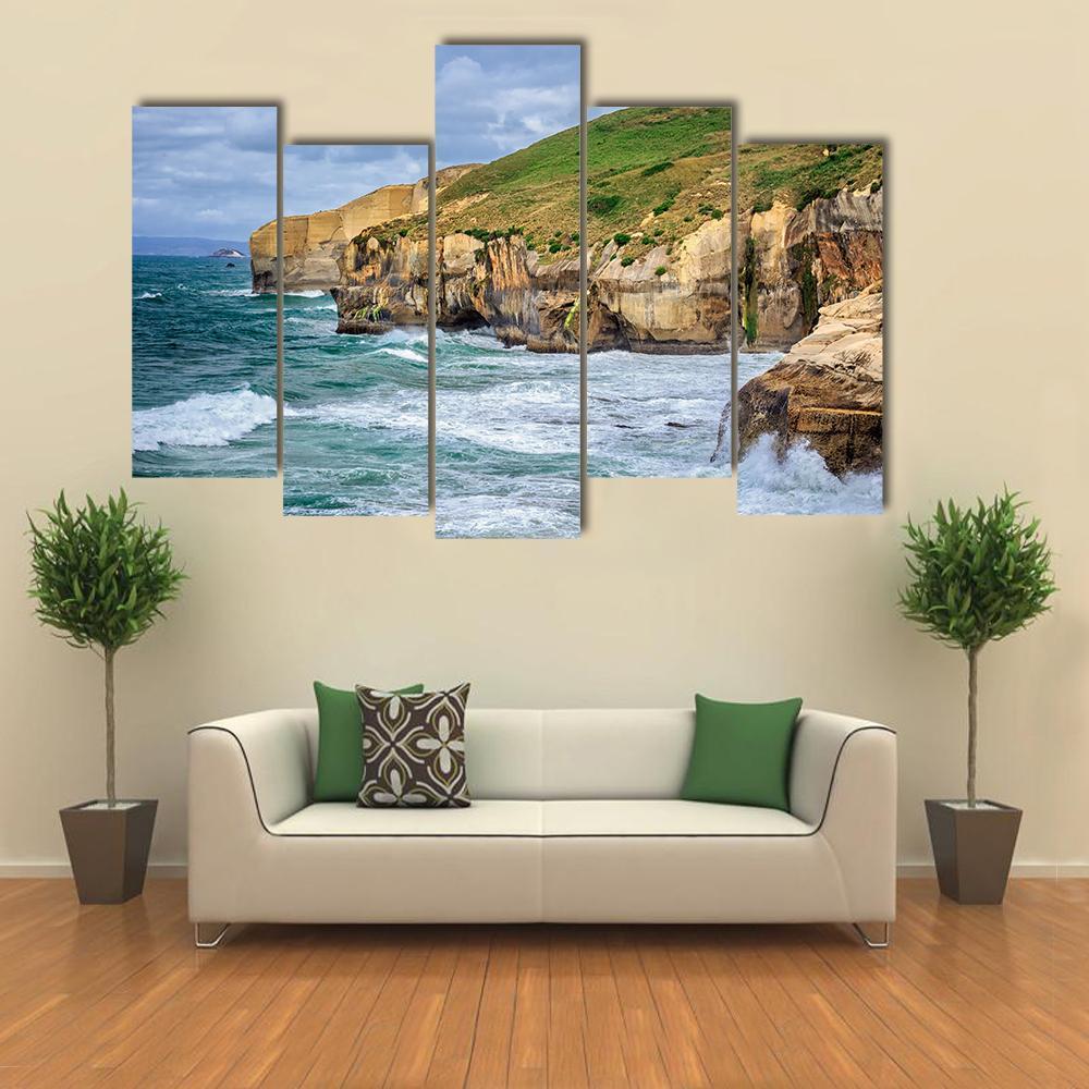 Tunnel Beach At Dunedin Canvas Wall Art-5 Pop-Gallery Wrap-47" x 32"-Tiaracle