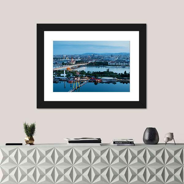 Vienna View At Night Canvas Wall Art-1 Piece-Framed Print-20" x 16"-Tiaracle