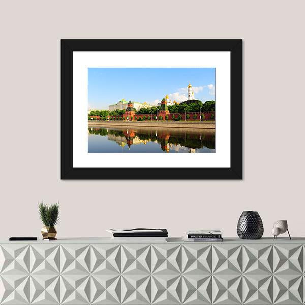 View From Moscow River On Kremlin Canvas Wall Art-1 Piece-Framed Print-20" x 16"-Tiaracle