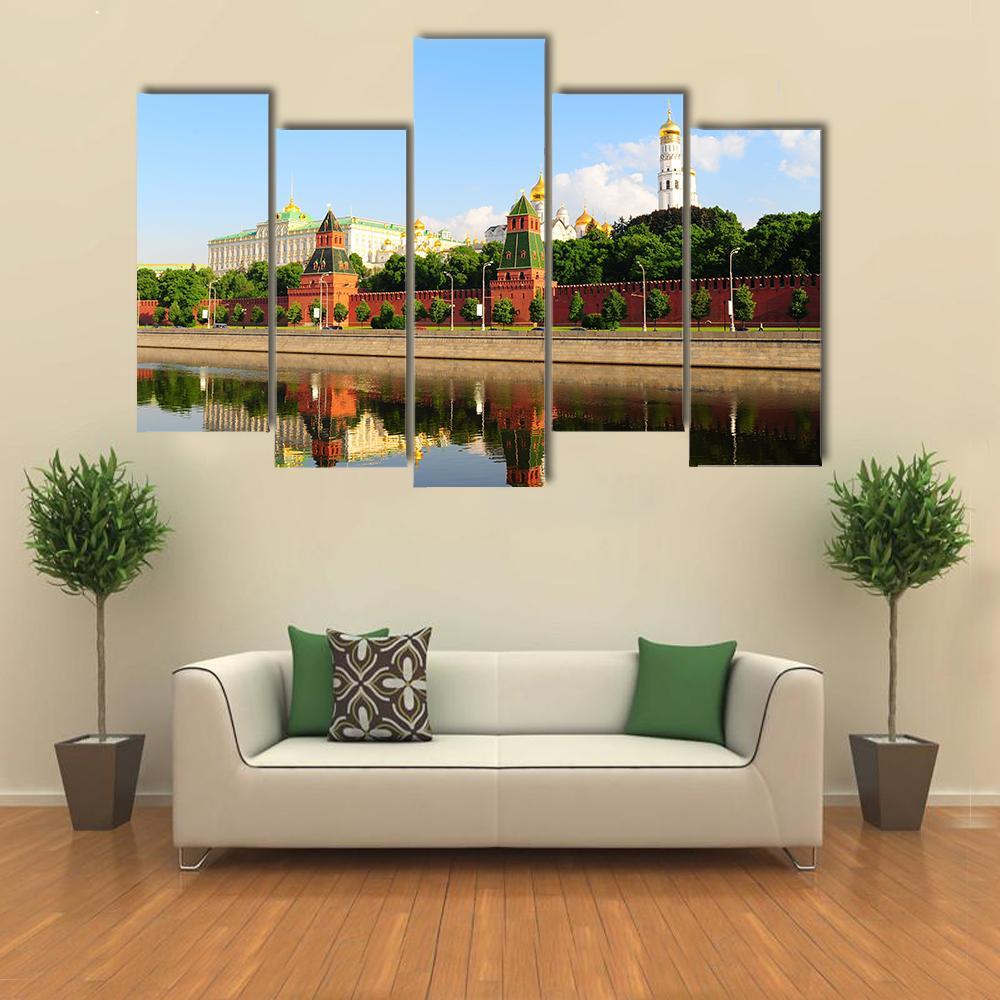 View From Moscow River On Kremlin Canvas Wall Art-5 Pop-Gallery Wrap-47" x 32"-Tiaracle