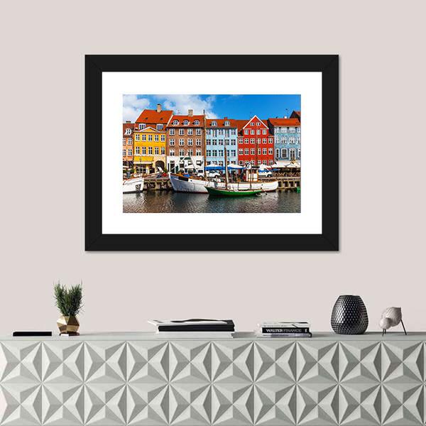 View Of Color Buildings Of Nyhavn Canvas Wall Art-1 Piece-Framed Print-20" x 16"-Tiaracle