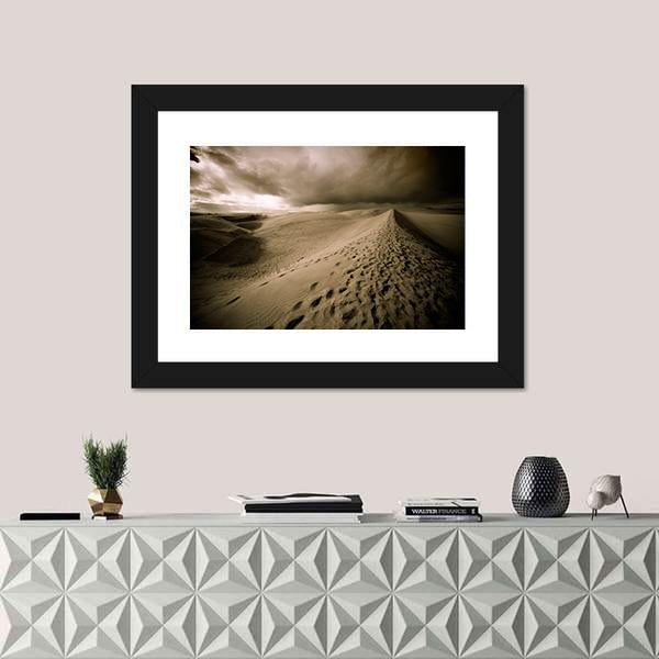 View Of Desert Sand Dune In Night Canvas Wall Art-1 Piece-Framed Print-20" x 16"-Tiaracle