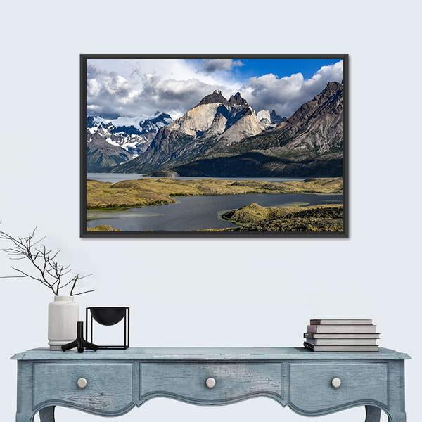 View Of Los Cuernos And Lago Nordenskjold Canvas Wall Art-1 Piece-Floating Frame-24" x 16"-Tiaracle