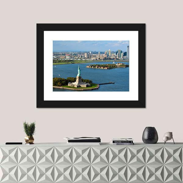 View Of The Statue Of Liberty And Manhattan Canvas Wall Art-1 Piece-Framed Print-20" x 16"-Tiaracle