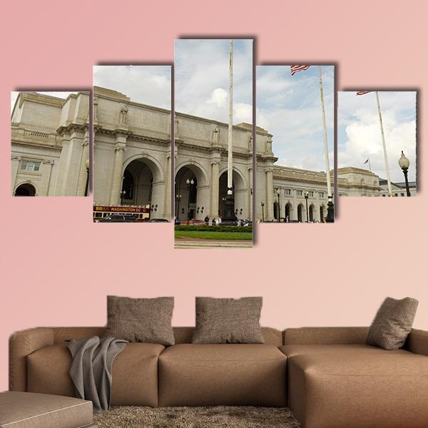 Washington Union Station Canvas Wall Art-5 Star-Gallery Wrap-62" x 32"-Tiaracle