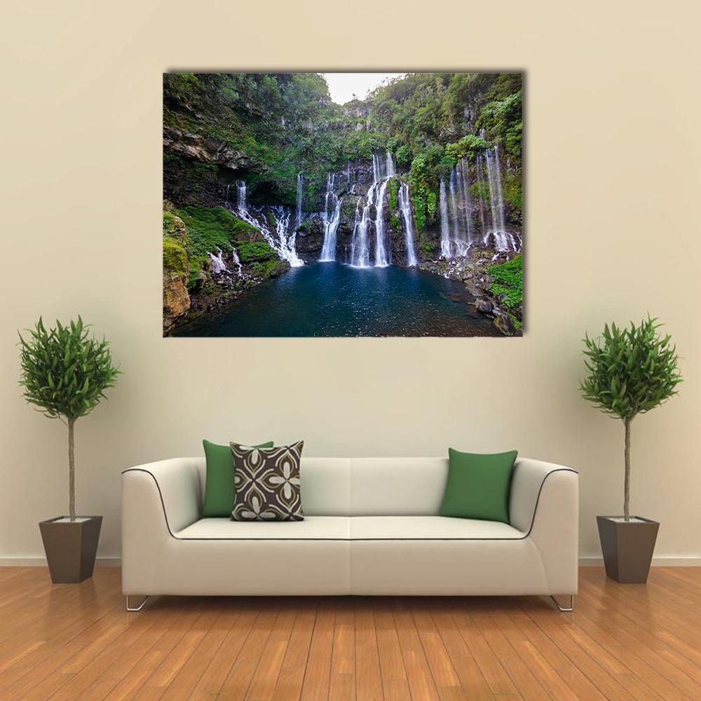 Grand Galet Waterfall Canvas Wall Art-1 Piece-Gallery Wrap-48" x 32"-Tiaracle