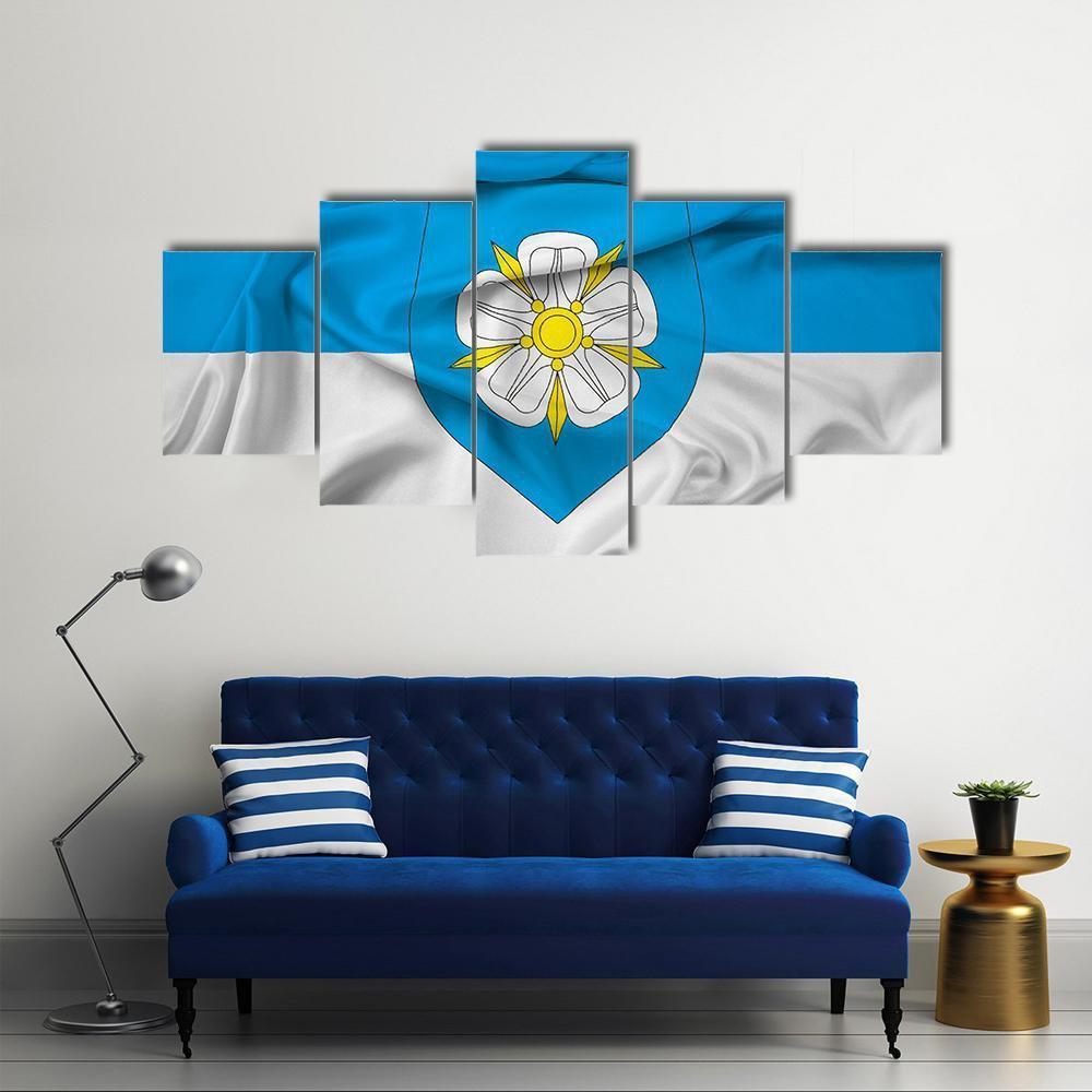Waving Flag Of Viljandi Canvas Wall Art-5 Star-Gallery Wrap-62" x 32"-Tiaracle