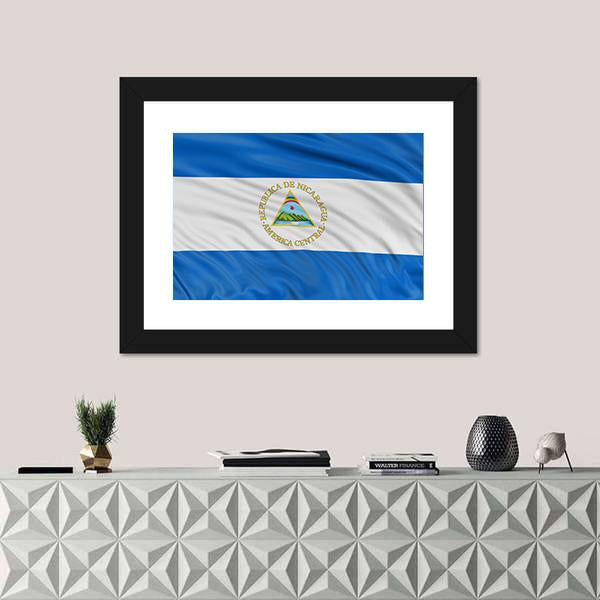 Waving Nicaragua Flag Canvas Wall Art-1 Piece-Framed Print-20" x 16"-Tiaracle