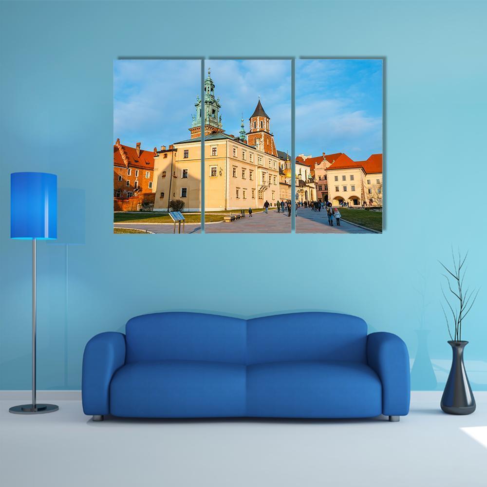 Wawel Castle In Krakow Canvas Wall Art-4 Pop-Gallery Wrap-50" x 32"-Tiaracle