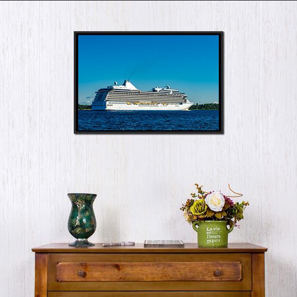 White Cruise Ship Canvas Wall Art-1 Piece-Floating Frame-24" x 16"-Tiaracle