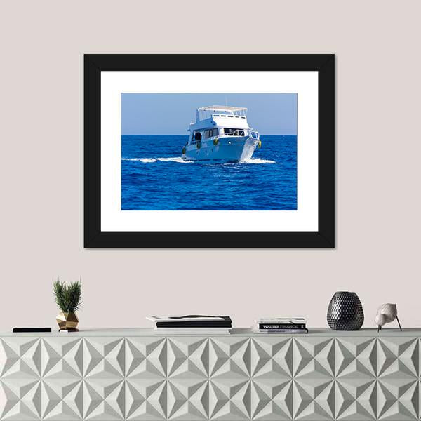 White Motor Yacht In The Sea Canvas Wall Art-1 Piece-Framed Print-20" x 16"-Tiaracle