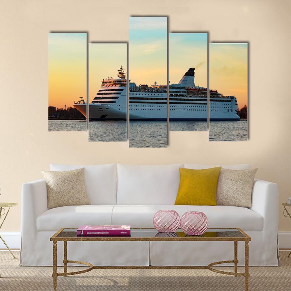White Passenger Ship Canvas Wall Art-5 Pop-Gallery Wrap-47" x 32"-Tiaracle