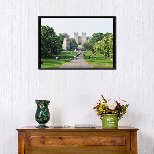 Windsor Park Canvas Wall Art-1 Piece-Floating Frame-24" x 16"-Tiaracle