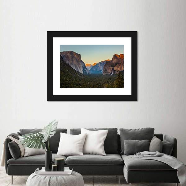 Yosemite Valley From Tunnel View At Sunset Canvas Wall Art-1 Piece-Framed Print-20&quot; x 16&quot;-Tiaracle