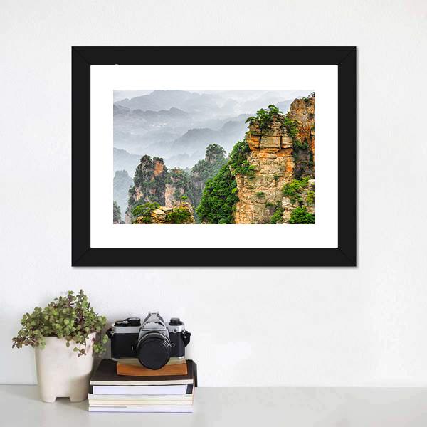 Zhangjiajie National Forest Park Canvas Wall Art-1 Piece-Framed Print-20" x 16"-Tiaracle
